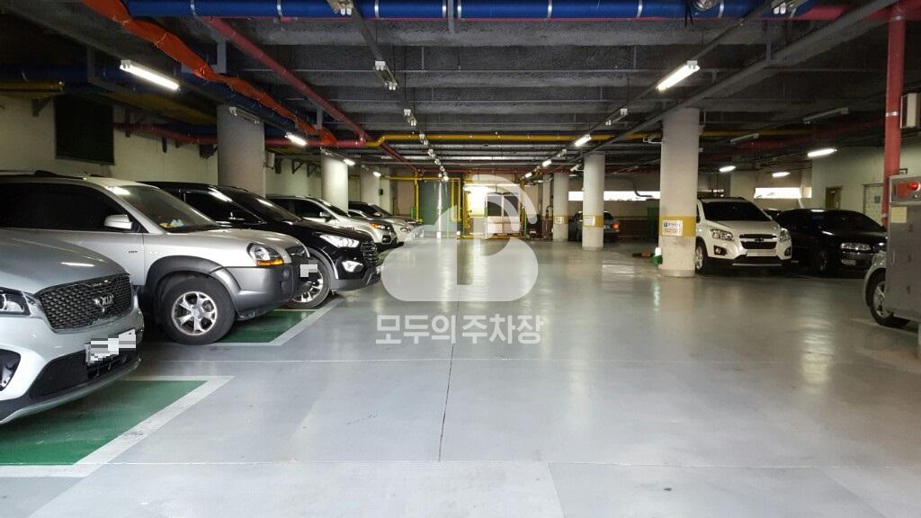 회현체육센터 주차장 이미지 3