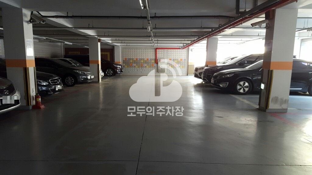 회현체육센터 주차장 이미지 4