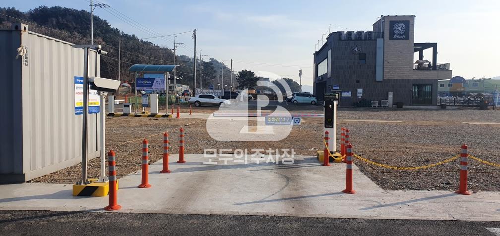 나이스파크 탐앤탐스블랙마시안점 주차장 이미지 1