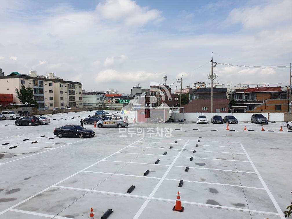 나이스공항 민영 주차장 이미지 2