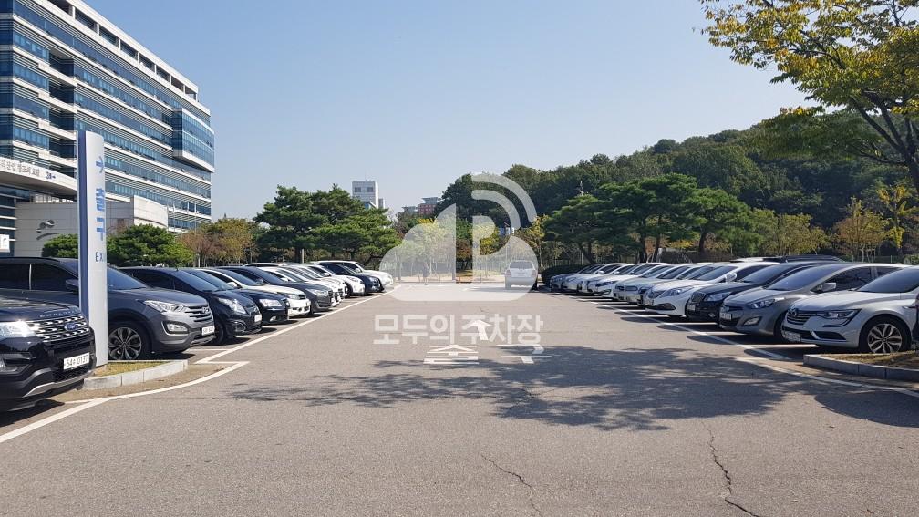경기테크노파크 민영 주차장 이미지 1