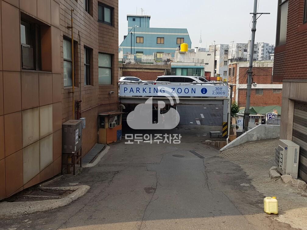 야드인빌딩 민영 주차장 이미지 2