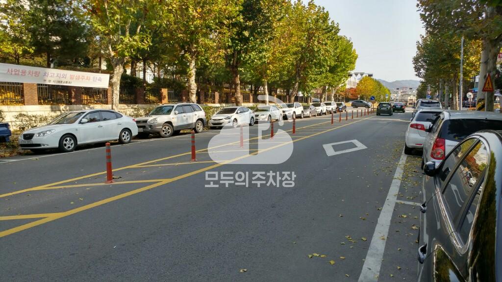 안양종합운동장 앞 공영 주차장 이미지 1