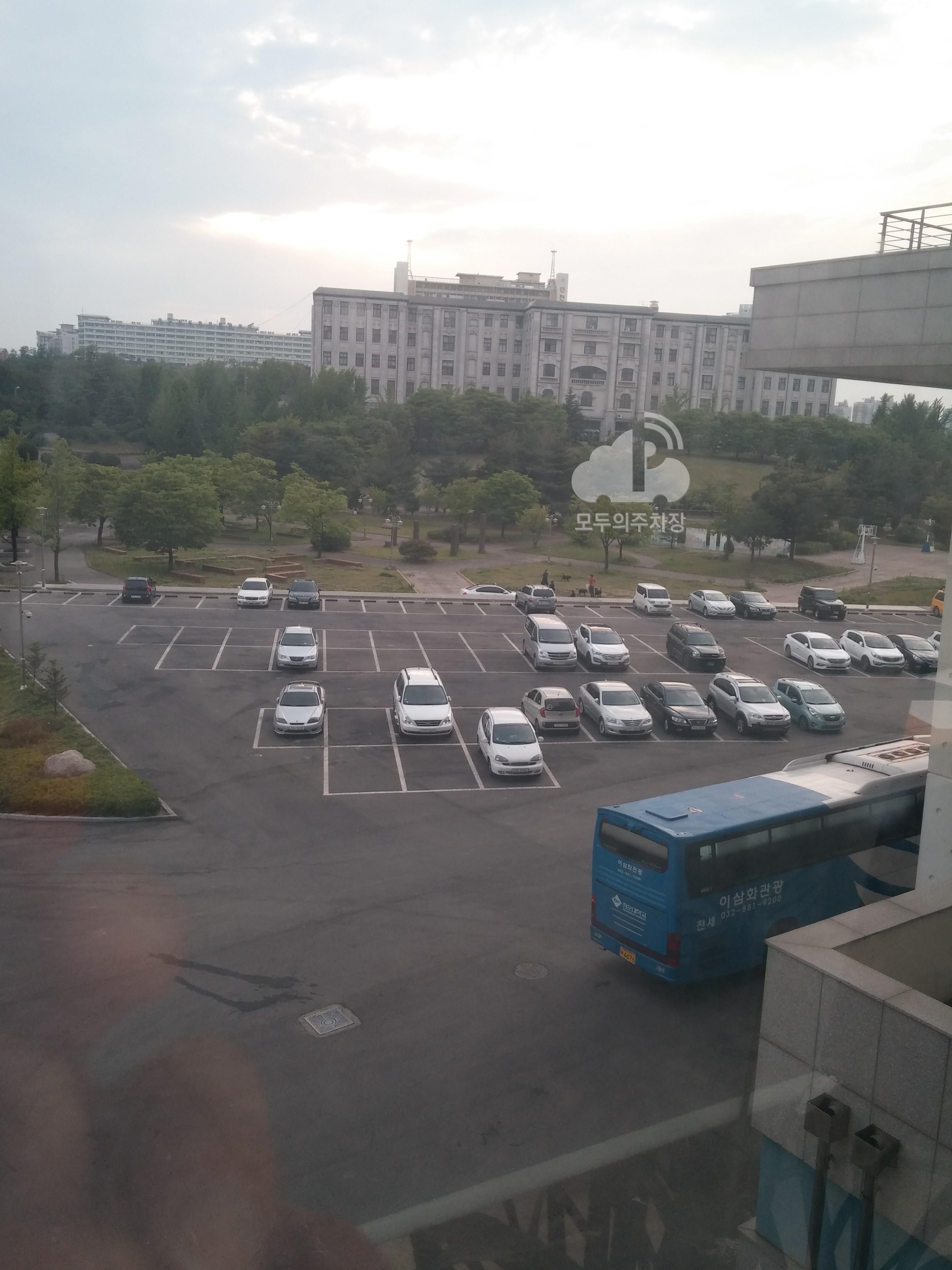 청운대학교 인천캠퍼스 주차장 이미지 1