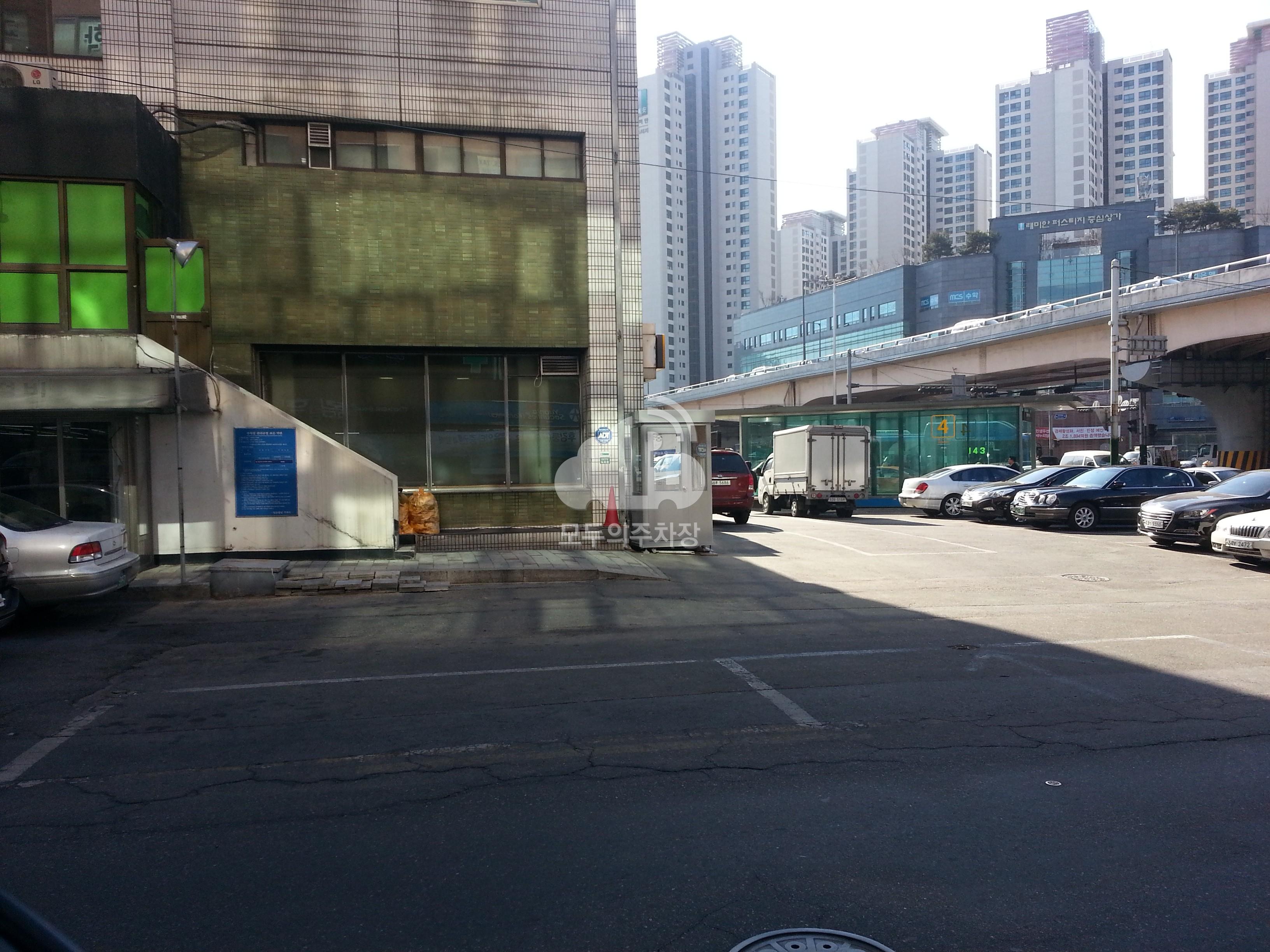 반포 일동빌딩 주차장 이미지 1
